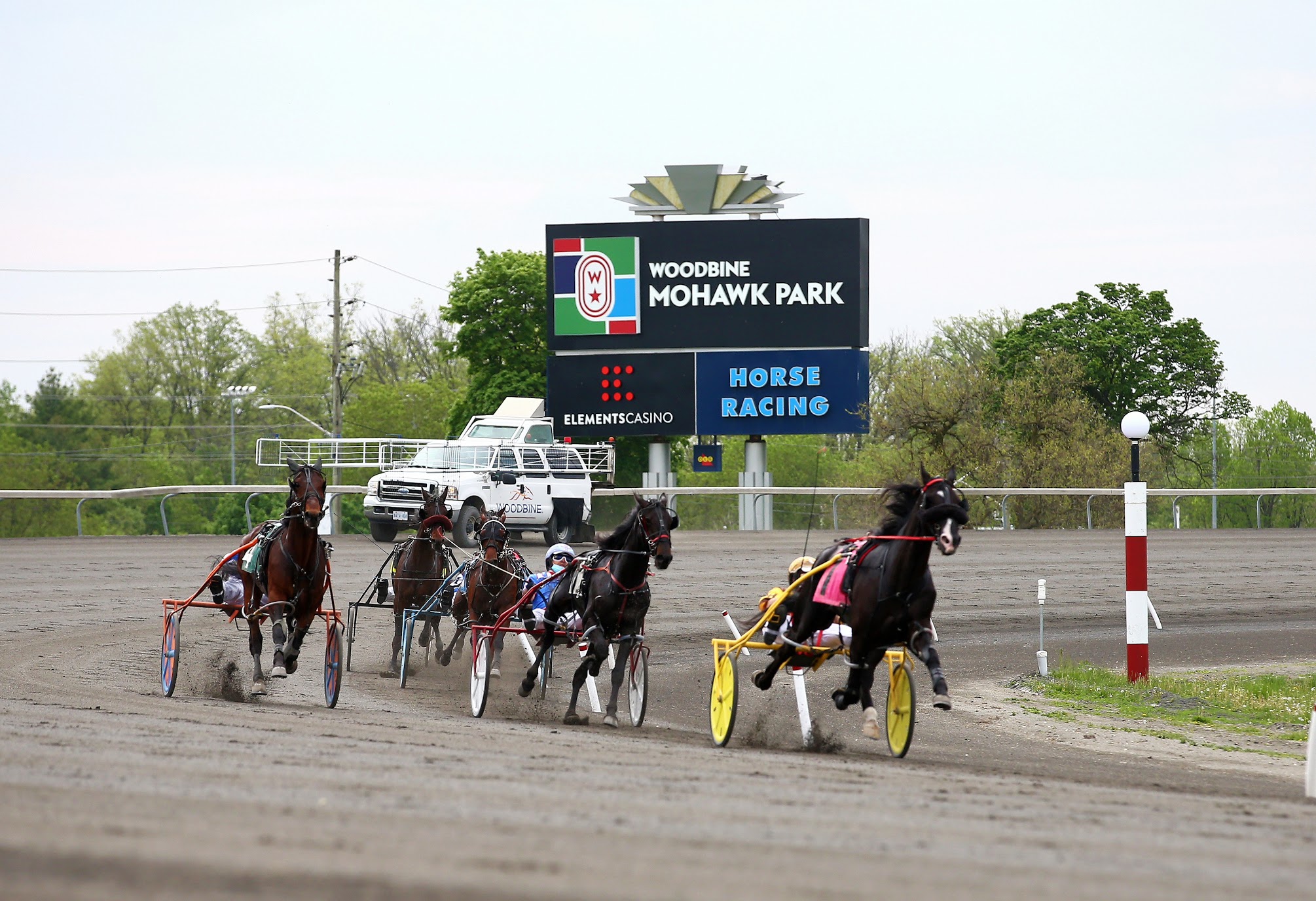 Provincewide Shutdown to Suspend Live Racing at Woodbine Mohawk Park